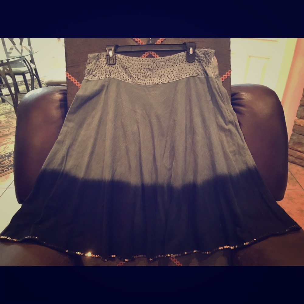 NWT. Grey/Silver to Black Ombré Corduroy Skirt